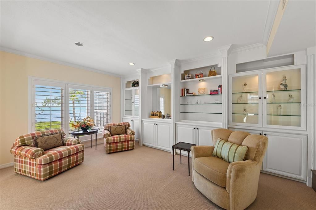 На продажу: $2,390,000 (5 спален, 5 ванн, 6900 Квадратных фут)