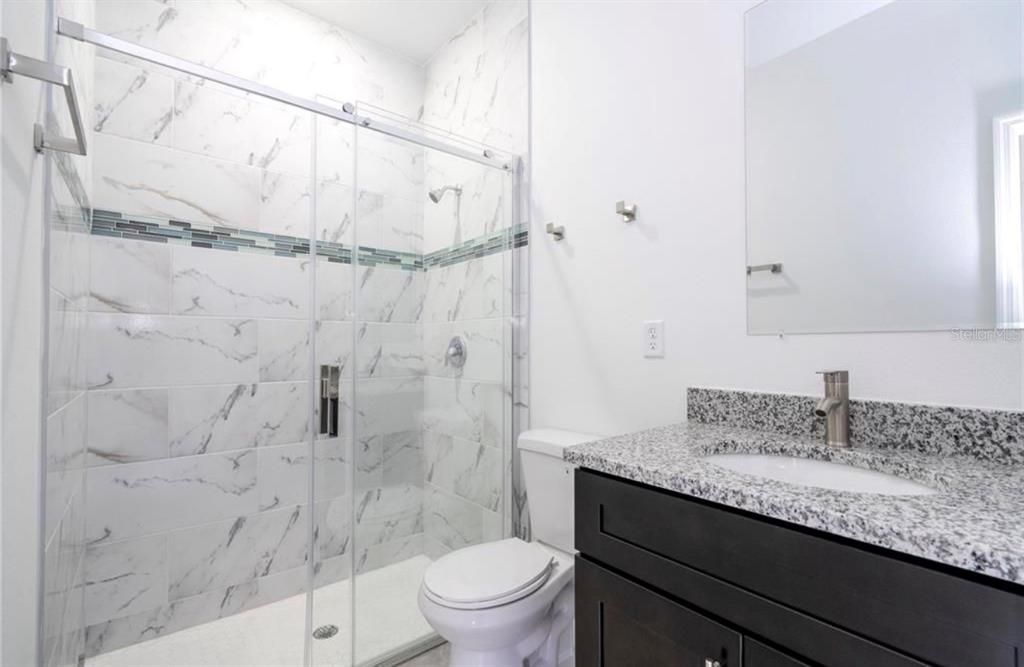 待售: $269,900 (4 贝兹, 2 浴室, 1580 平方英尺)