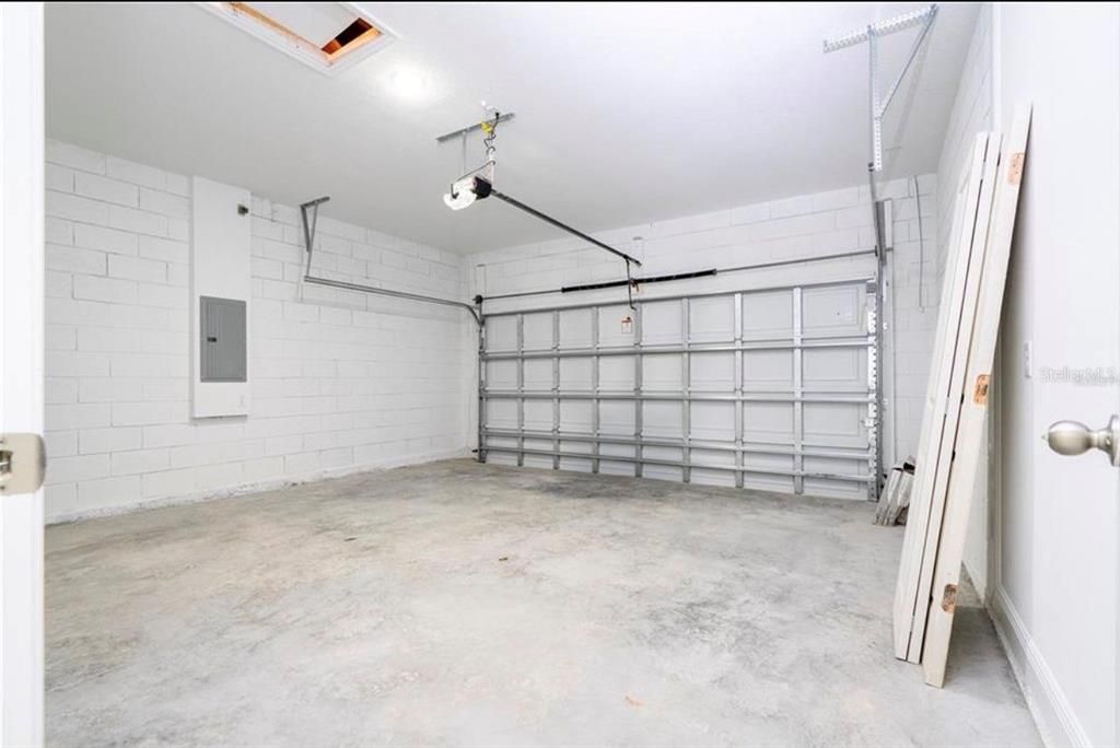 待售: $269,900 (4 贝兹, 2 浴室, 1580 平方英尺)