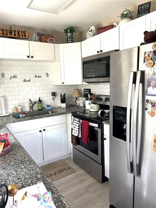 Activo con contrato: $149,900 (2 camas, 2 baños, 984 Pies cuadrados)