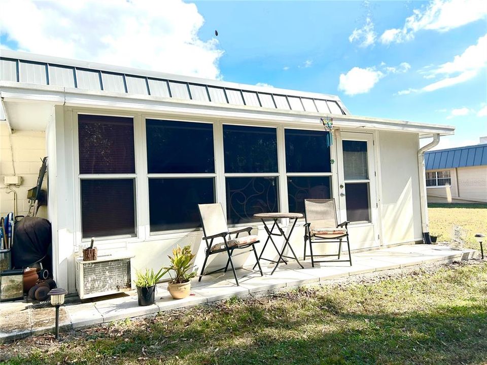 Activo con contrato: $149,900 (2 camas, 2 baños, 984 Pies cuadrados)