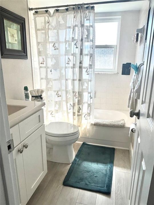 Activo con contrato: $149,900 (2 camas, 2 baños, 984 Pies cuadrados)