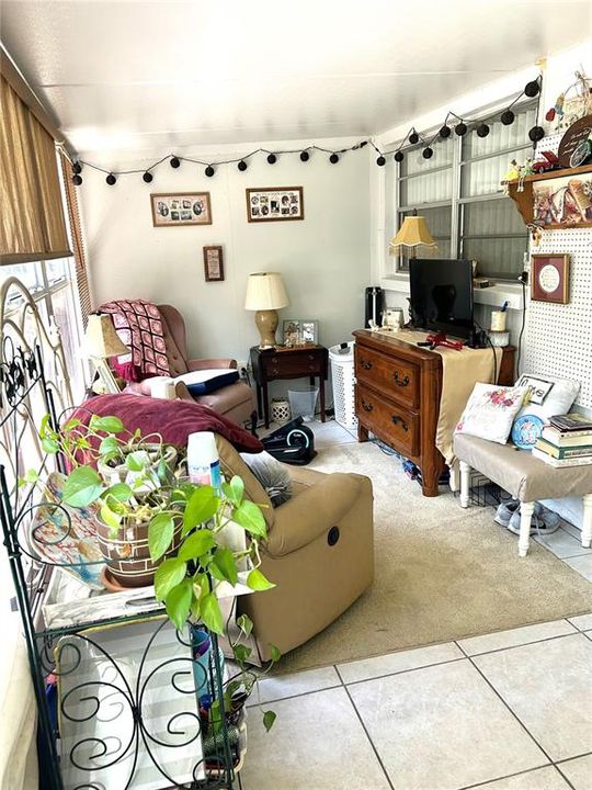 Activo con contrato: $149,900 (2 camas, 2 baños, 984 Pies cuadrados)