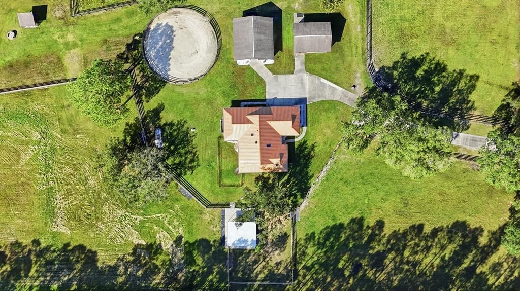 待售: $1,300,000 (4 贝兹, 2 浴室, 2108 平方英尺)