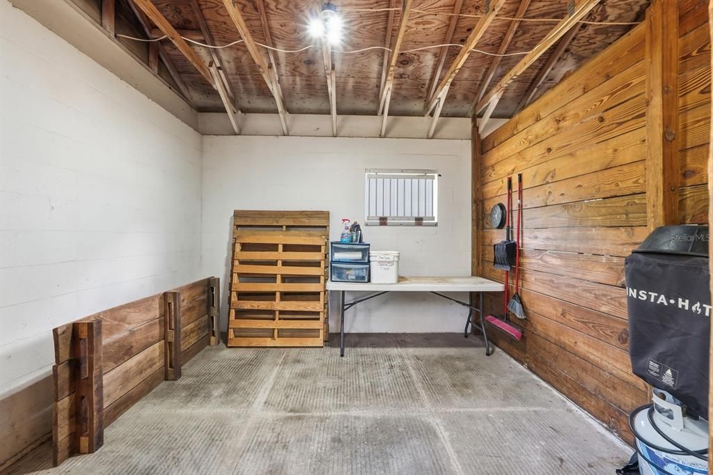 待售: $1,300,000 (4 贝兹, 2 浴室, 2108 平方英尺)