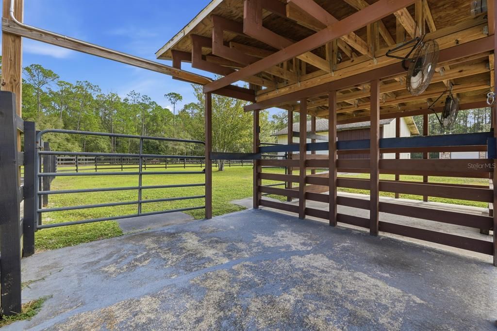 待售: $1,300,000 (4 贝兹, 2 浴室, 2108 平方英尺)