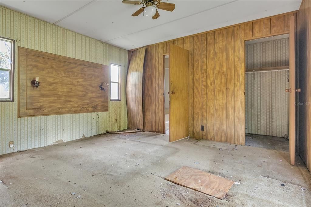 For Sale: $140,000 (0 beds, 0 baths, 1260 Square Feet)