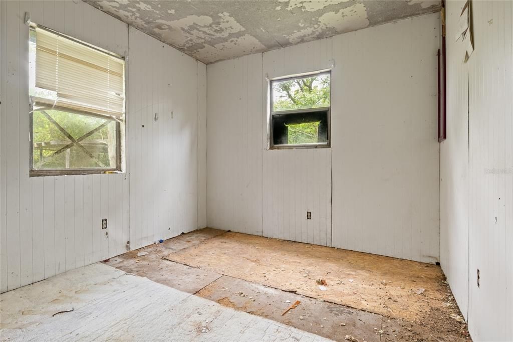 For Sale: $140,000 (0 beds, 0 baths, 1260 Square Feet)