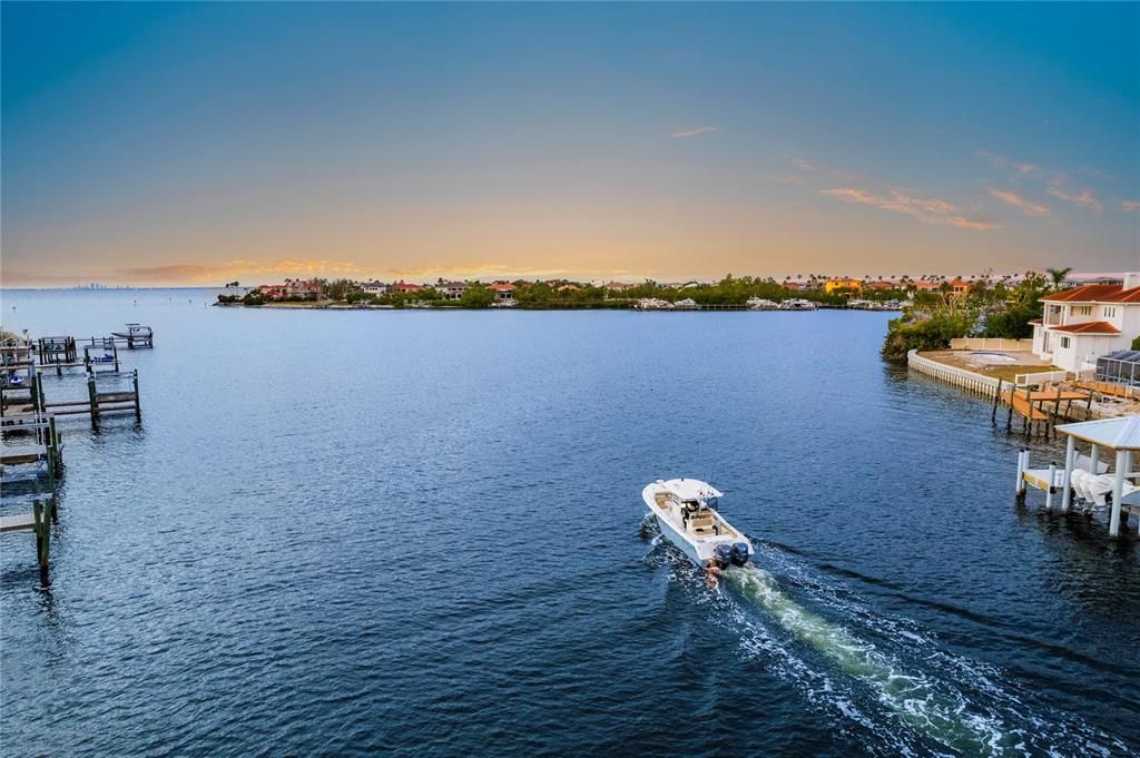 待售: $1,349,999 (4 贝兹, 3 浴室, 3673 平方英尺)