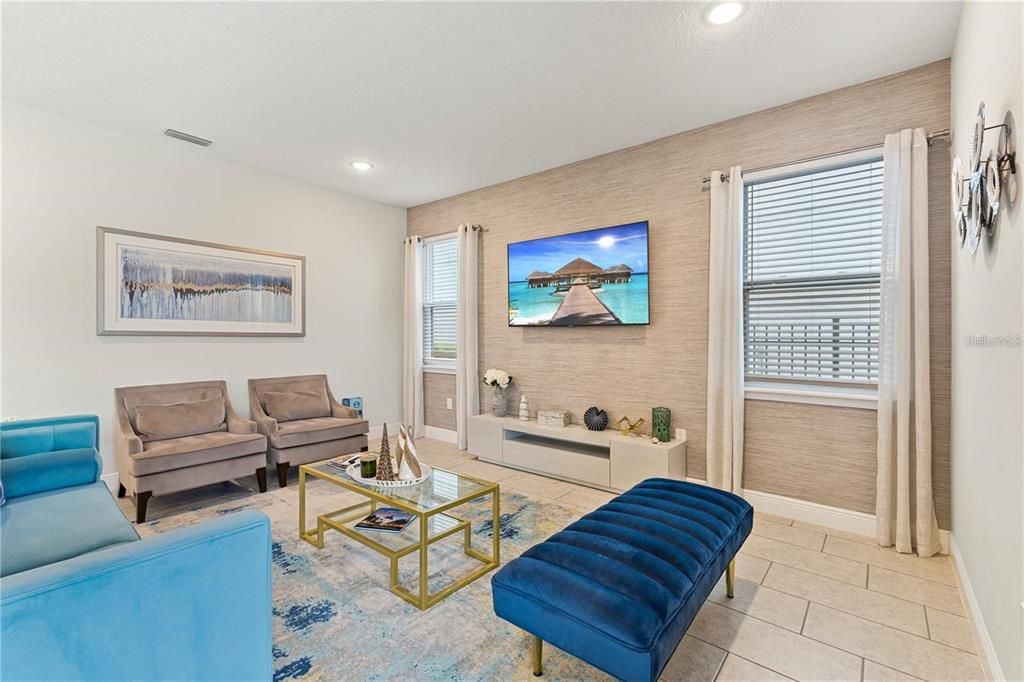 Active With Contract: $732,000 (5 beds, 5 baths, 2945 Square Feet)