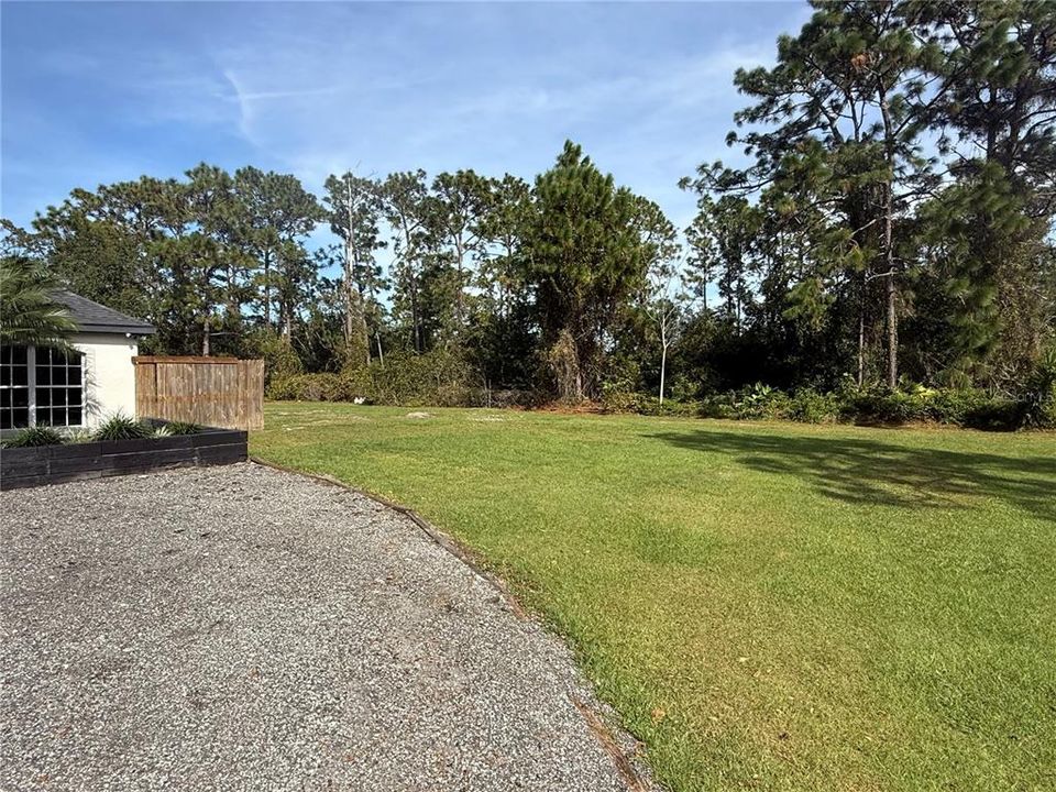 For Sale: $699,999 (5 beds, 3 baths, 2606 Square Feet)