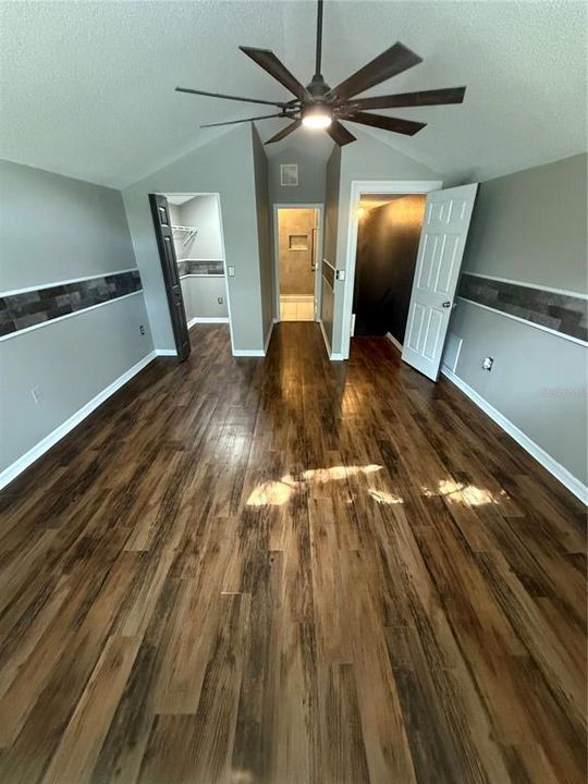 For Sale: $699,999 (5 beds, 3 baths, 2606 Square Feet)