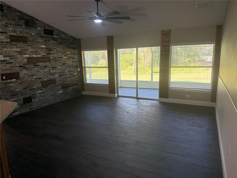 For Sale: $699,999 (5 beds, 3 baths, 2606 Square Feet)