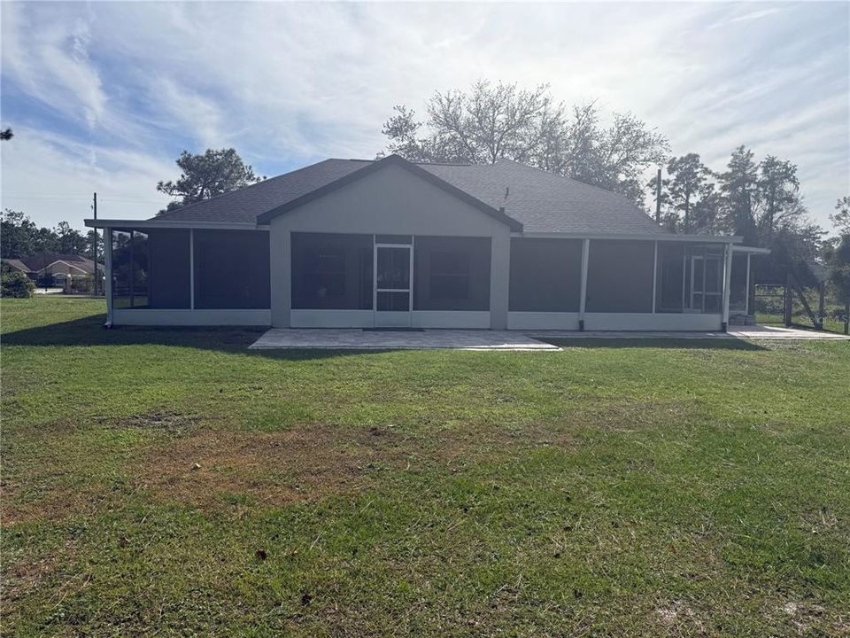 For Sale: $699,999 (5 beds, 3 baths, 2606 Square Feet)