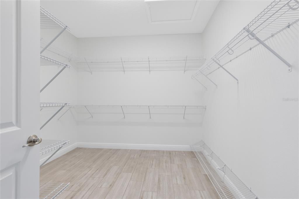 На продажу: $429,000 (2 спален, 2 ванн, 1644 Квадратных фут)