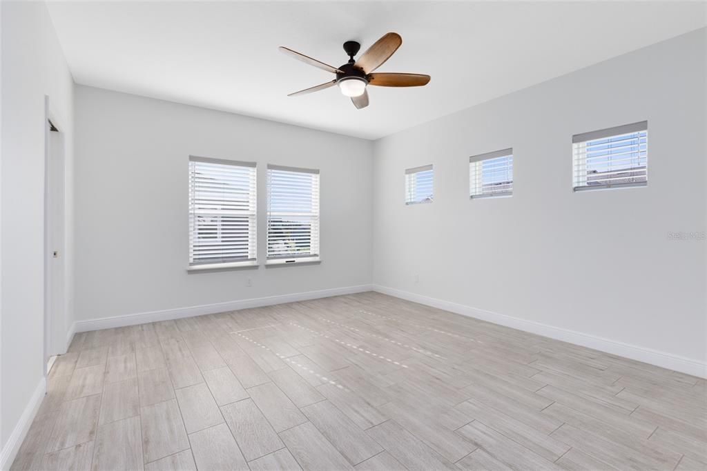 На продажу: $429,000 (2 спален, 2 ванн, 1644 Квадратных фут)