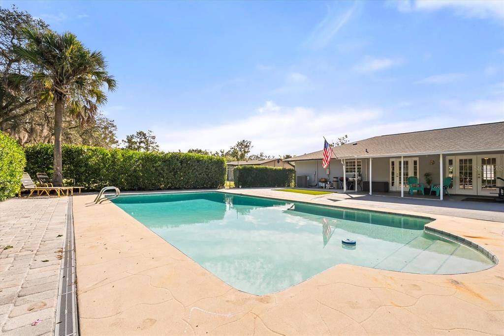 На продажу: $599,000 (4 спален, 3 ванн, 2104 Квадратных фут)