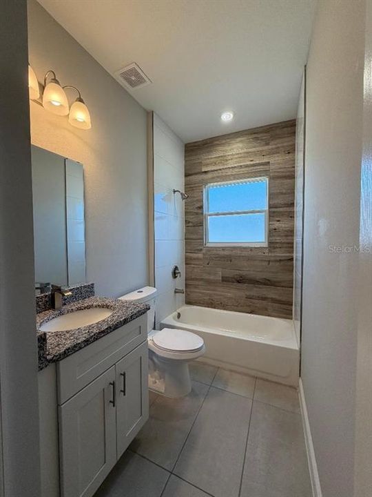 For Sale: $305,000 (4 beds, 2 baths, 1551 Square Feet)