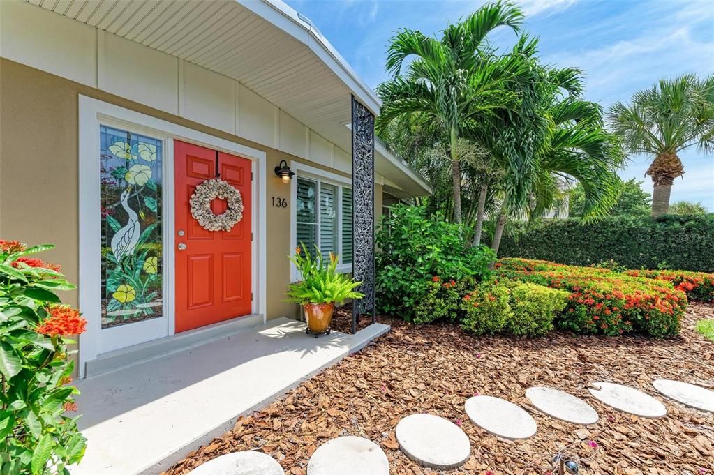 For Sale: $1,249,000 (2 beds, 2 baths, 1068 Square Feet)