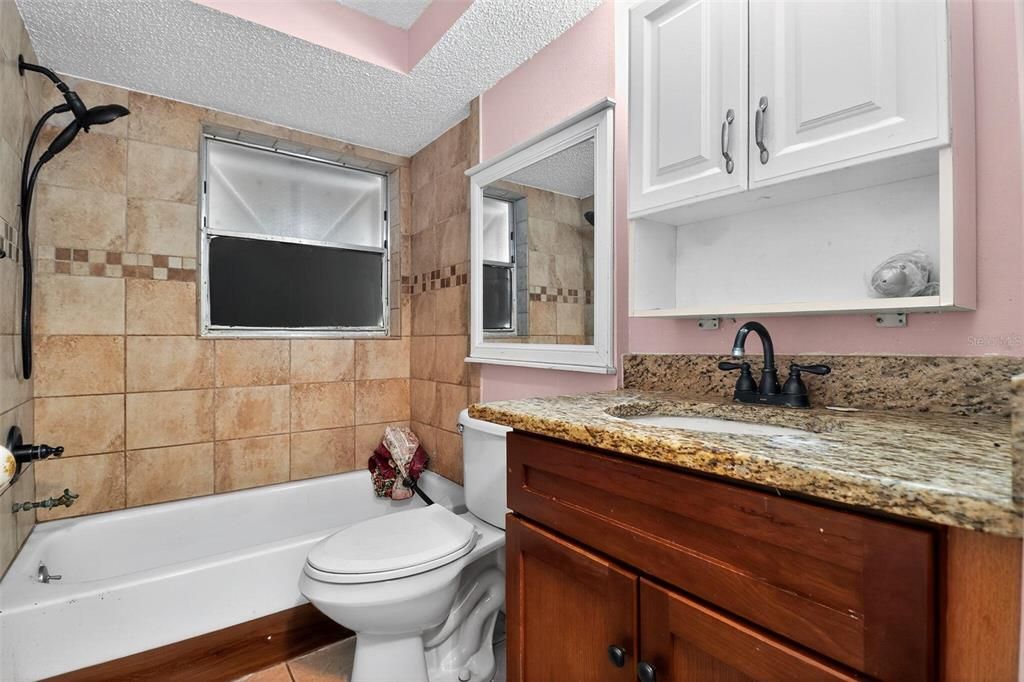 For Sale: $185,000 (3 beds, 2 baths, 1773 Square Feet)