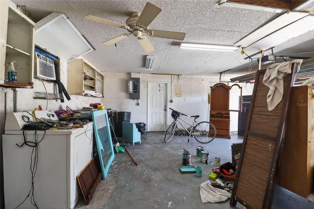 For Sale: $185,000 (3 beds, 2 baths, 1773 Square Feet)