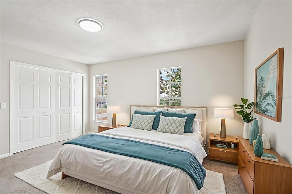 Под контрактом: $239,000 (2 спален, 2 ванн, 1216 Квадратных фут)