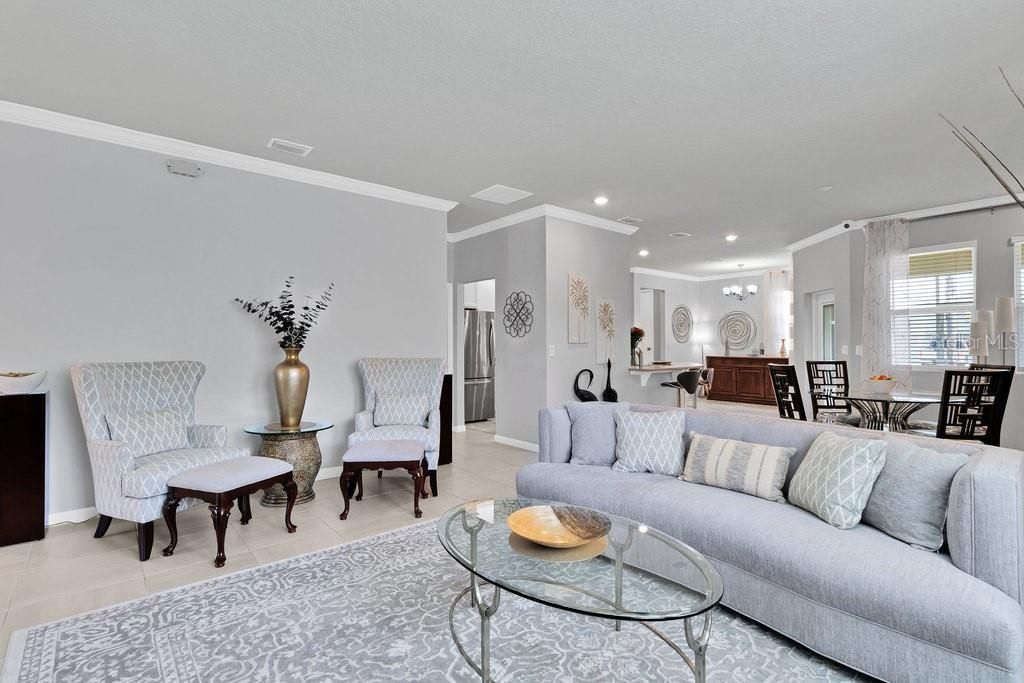 For Sale: $444,000 (4 beds, 2 baths, 2076 Square Feet)