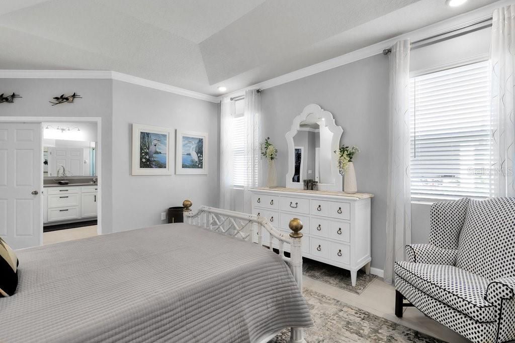 For Sale: $444,000 (4 beds, 2 baths, 2076 Square Feet)