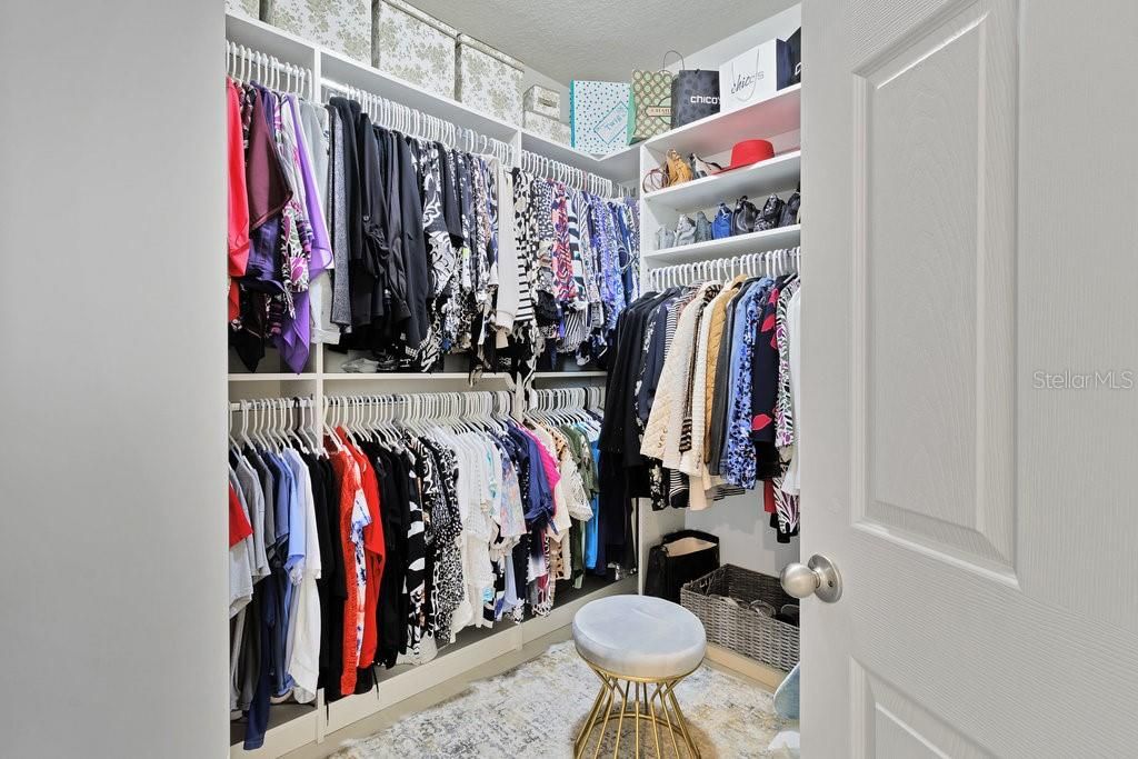 For Sale: $444,000 (4 beds, 2 baths, 2076 Square Feet)