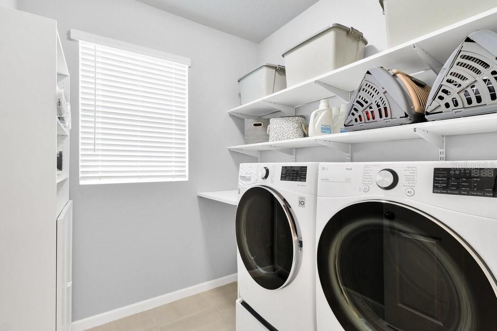 For Sale: $444,000 (4 beds, 2 baths, 2076 Square Feet)