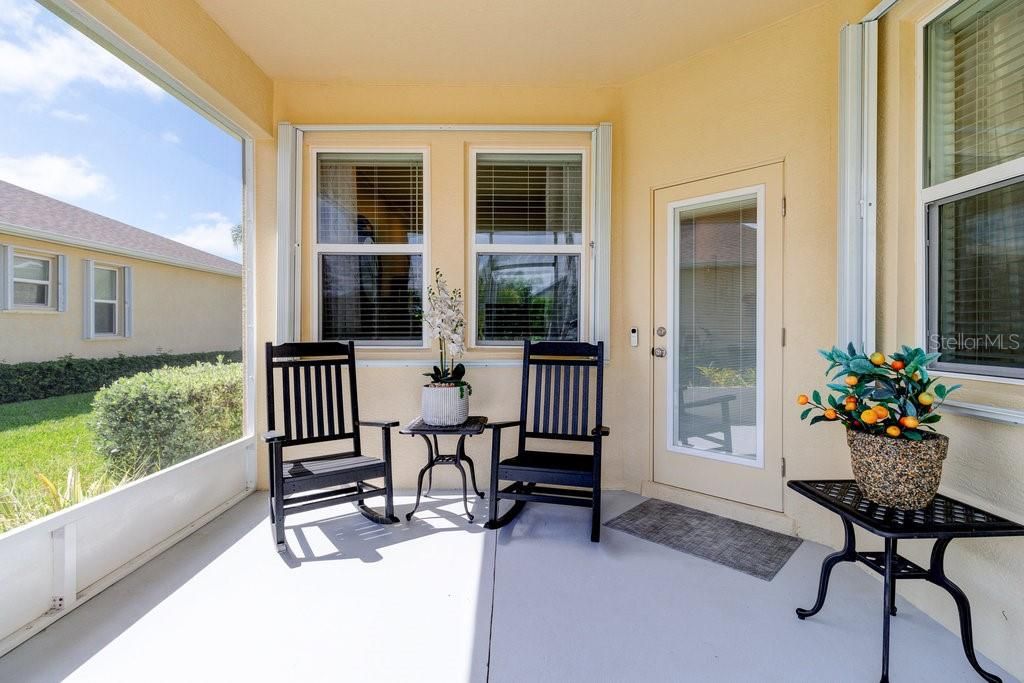 For Sale: $444,000 (4 beds, 2 baths, 2076 Square Feet)