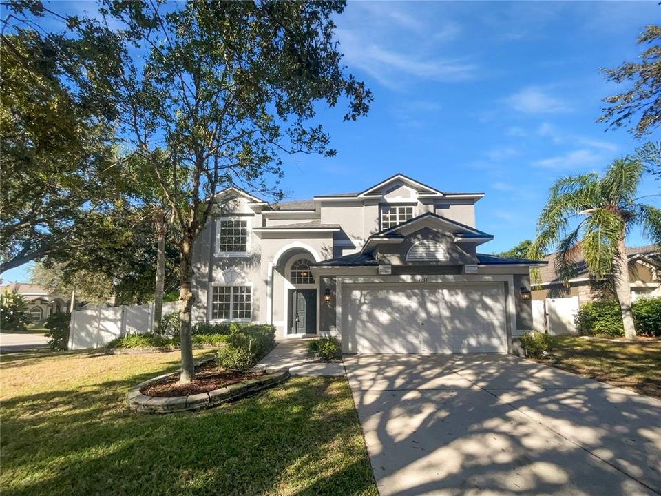 合同活跃: $515,000 (6 贝兹, 3 浴室, 3047 平方英尺)