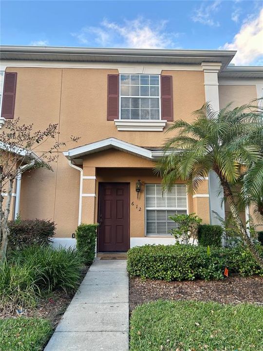 For Rent: $1,650 (2 beds, 2 baths, 1076 Square Feet)