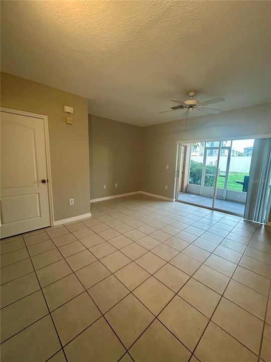 For Rent: $1,650 (2 beds, 2 baths, 1076 Square Feet)