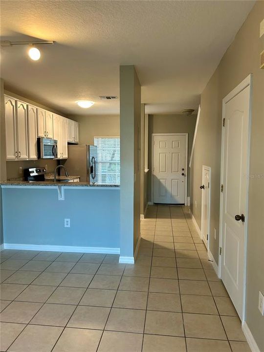 For Rent: $1,650 (2 beds, 2 baths, 1076 Square Feet)