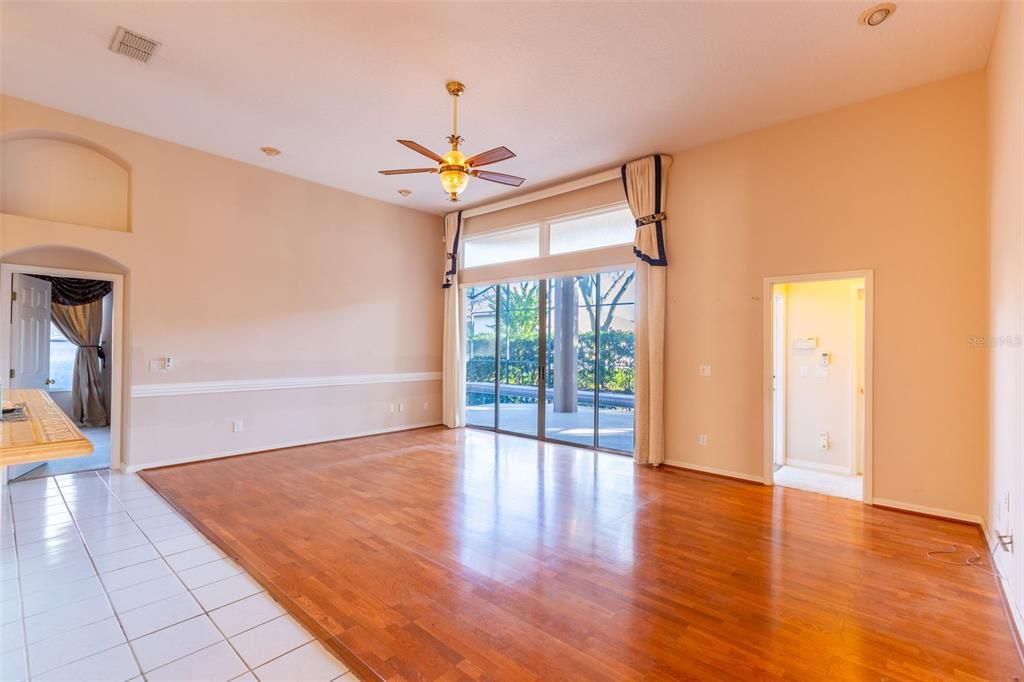 待售: $594,900 (4 贝兹, 3 浴室, 2267 平方英尺)