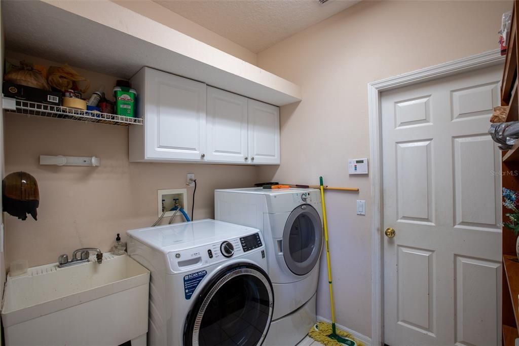 待售: $594,900 (4 贝兹, 3 浴室, 2267 平方英尺)