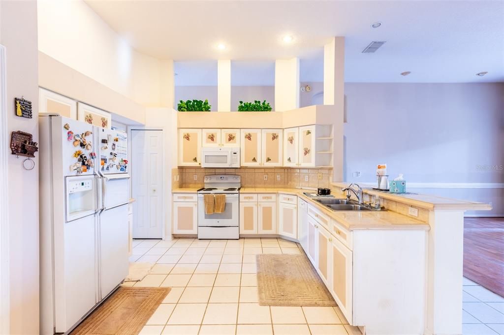 待售: $594,900 (4 贝兹, 3 浴室, 2267 平方英尺)