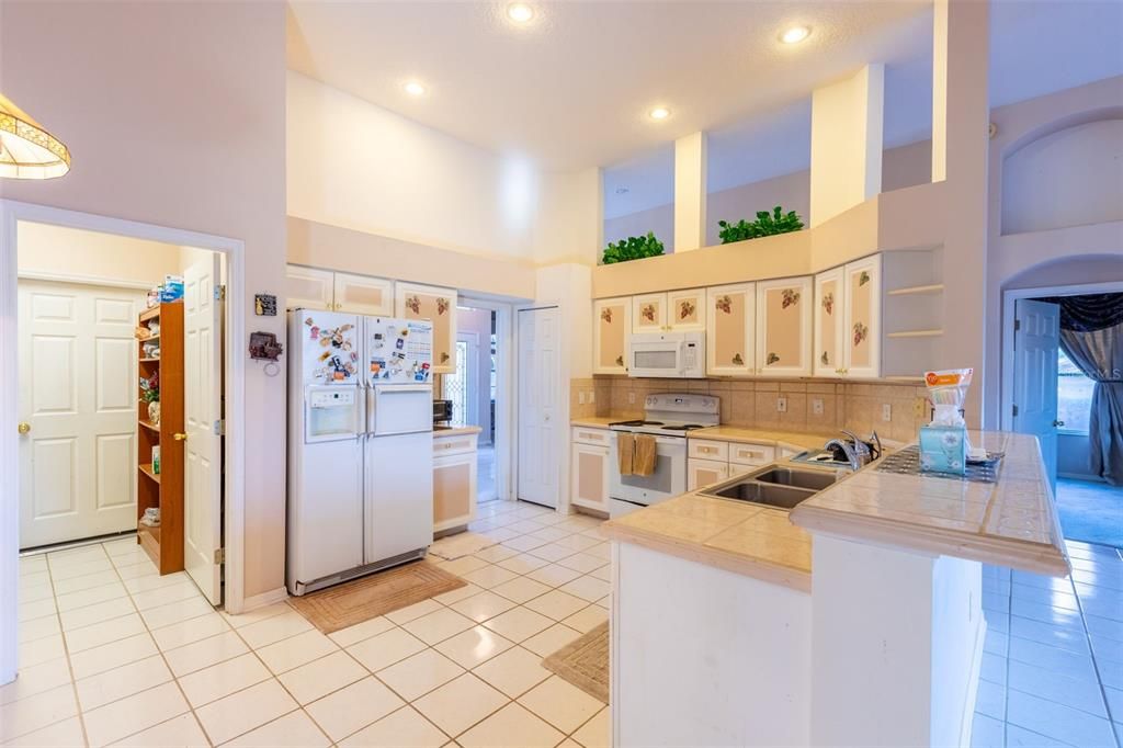 待售: $594,900 (4 贝兹, 3 浴室, 2267 平方英尺)