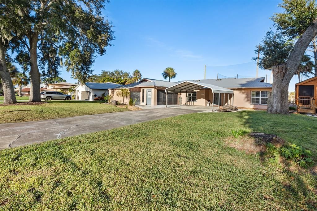 En Venta: $385,000 (4 camas, 2 baños, 1853 Pies cuadrados)