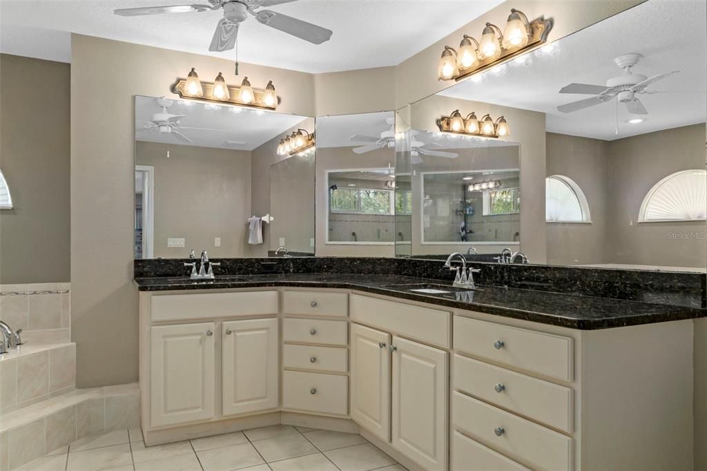 Active With Contract: $479,000 (3 beds, 2 baths, 1771 Square Feet)