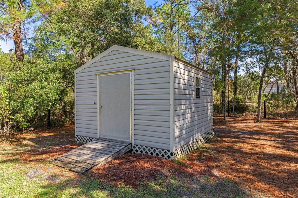 Active With Contract: $479,000 (3 beds, 2 baths, 1771 Square Feet)