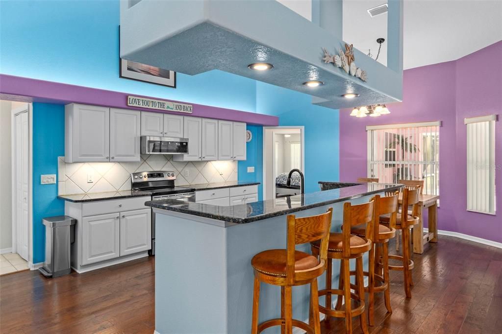 Active With Contract: $479,000 (3 beds, 2 baths, 1771 Square Feet)