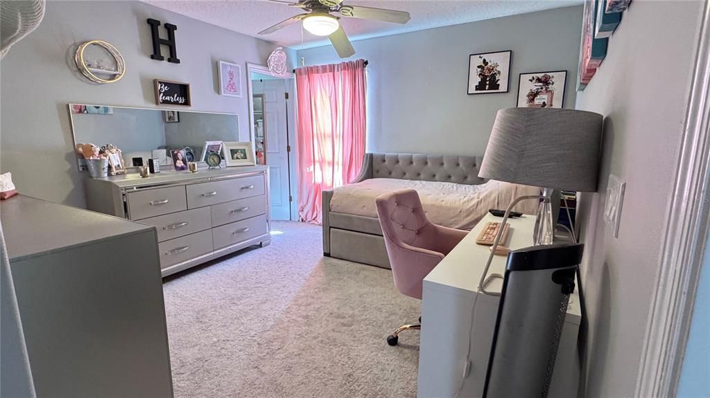 На продажу: $815,000 (5 спален, 3 ванн, 3211 Квадратных фут)