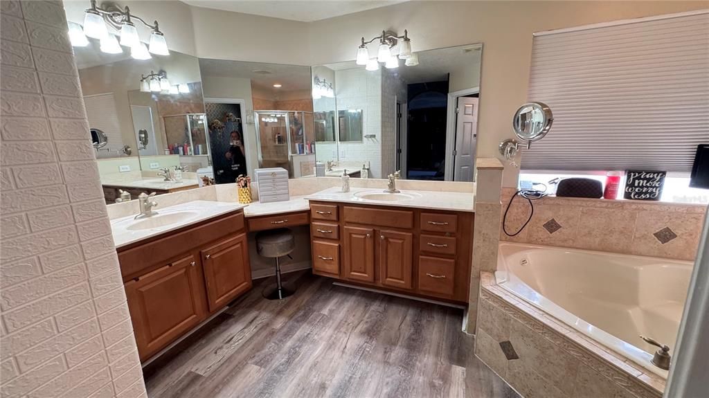 На продажу: $815,000 (5 спален, 3 ванн, 3211 Квадратных фут)