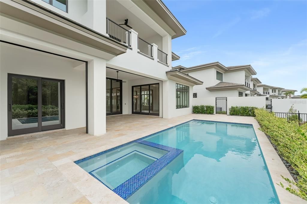 出租: $18,000 (4 贝兹, 4 浴室, 3239 平方英尺)