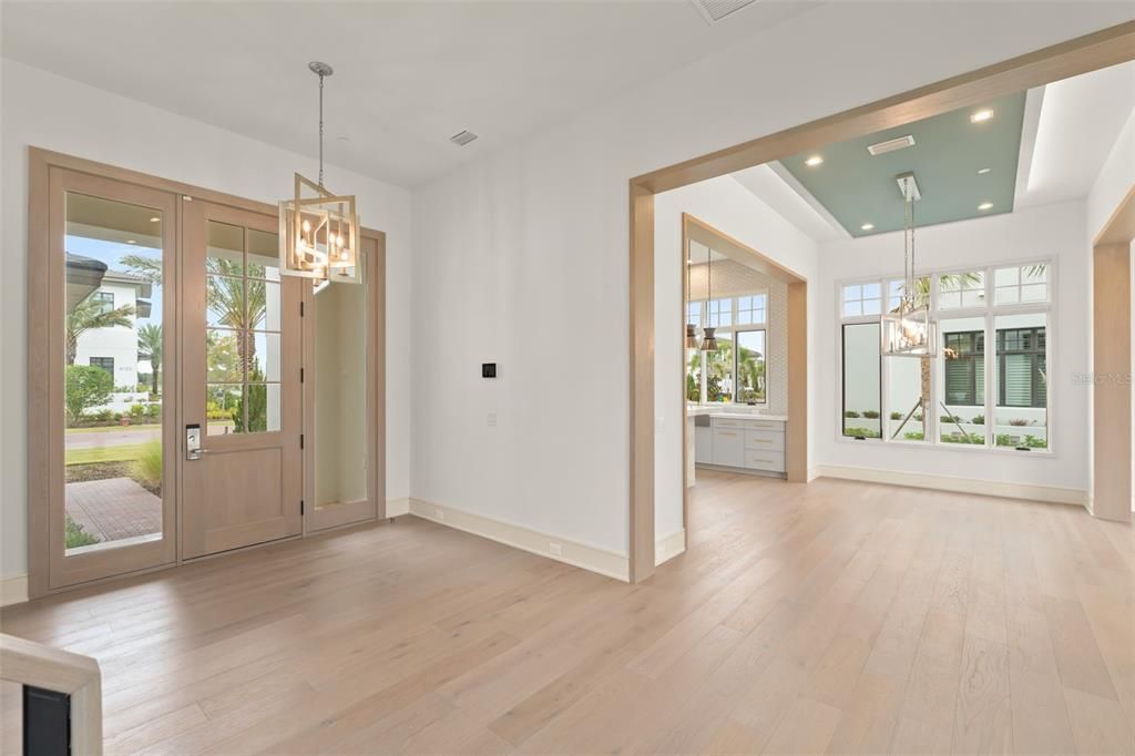 出租: $18,000 (4 贝兹, 4 浴室, 3239 平方英尺)