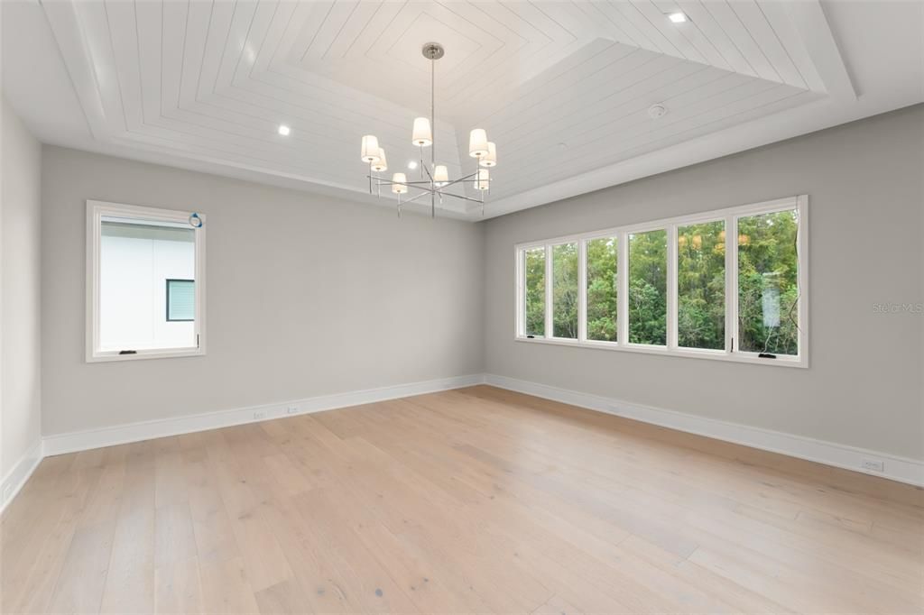 出租: $18,000 (4 贝兹, 4 浴室, 3239 平方英尺)