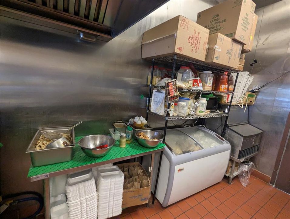 待售: $425,000 (0 贝兹, 0 浴室, 64694 平方英尺)