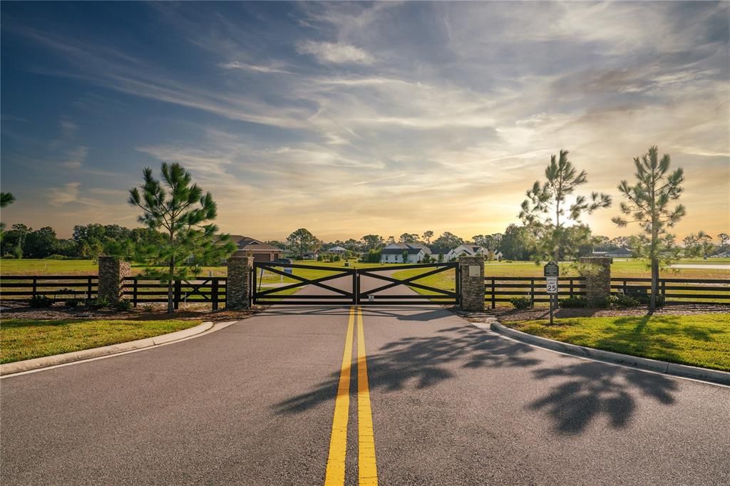 Под контрактом: $245,000 (1.50 acres)